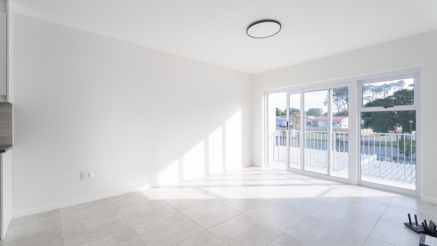 To Let 2 Bedroom Property for Rent in Honeydew Country Estate Western Cape